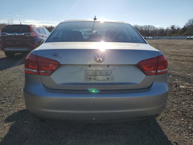Photo 6 from auction – 2014 VOLKSWAGEN PASSAT S with VIN 1VWAT7A32EC061656