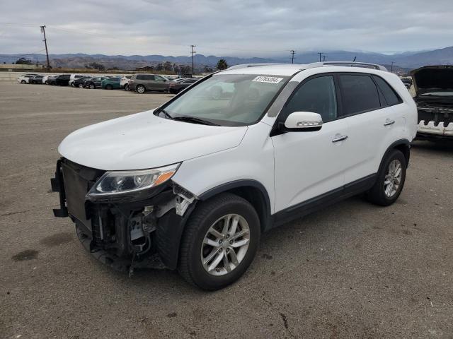 KIA SORENTO LX 2015 with VIN 5XYKT3A68FG659063 - Photo from auction