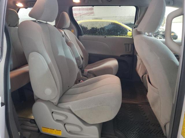 Photo 11 from auction – 2011 TOYOTA SIENNA LE with VIN 5TDKK3DC6BS011397