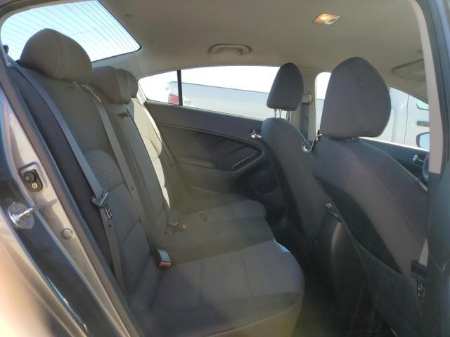 Photo 10 from auction – 2016 KIA FORTE LX with VIN KNAFX4A65G5519314