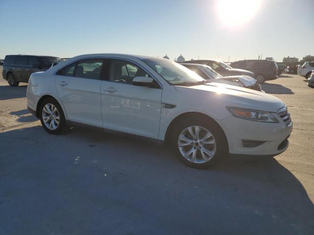Photo 4 from auction – 2010 FORD TAURUS SEL with VIN 1FAHP2EW9AG131336