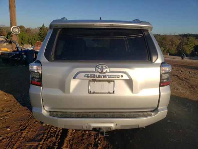 Photo 6 from auction – 2015 TOYOTA 4RUNNER SR with VIN JTEBU5JR1F5238230