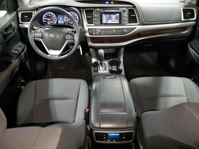 Photo 8 from auction – 2016 TOYOTA HIGHLANDER with VIN 5TDBKRFH1GS327437