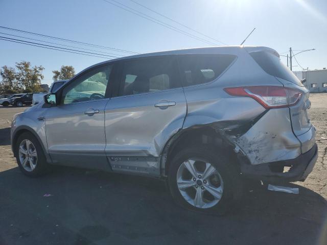 Photo 2 from auction – 2016 FORD ESCAPE SE with VIN 1FMCU9GX6GUB76168