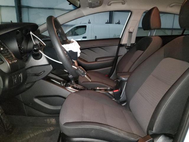 Photo 7 from auction – 2018 KIA FORTE LX with VIN 3KPFL4A70JE242462