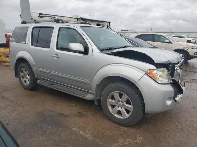 Photo 4 from auction – 2011 NISSAN PATHFINDER with VIN 5N1AR1NB1BC633212
