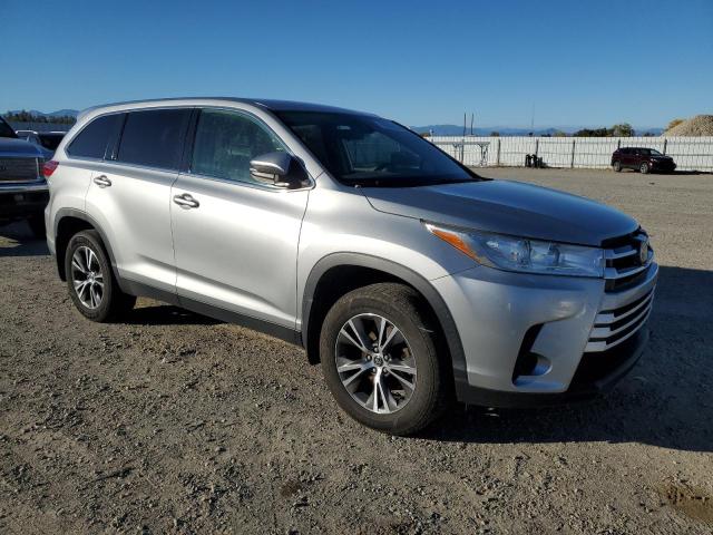 Photo 4 from auction – 2019 TOYOTA HIGHLANDER with VIN 5TDBZRFH9KS992350