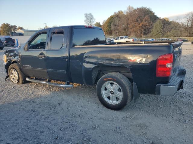 Photo 2 from auction – 2012 CHEVROLET SILVERADO with VIN 1GCRKSE70CZ208317