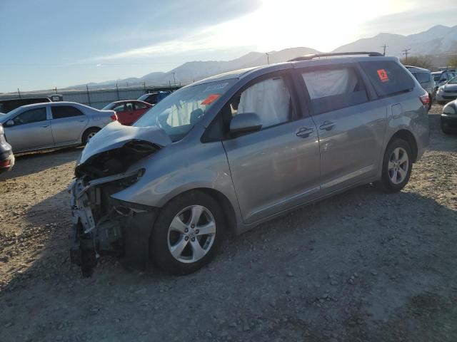 TOYOTA SIENNA LE 2015 with VIN 5TDKK3DC5FS616596 - Photo from auction