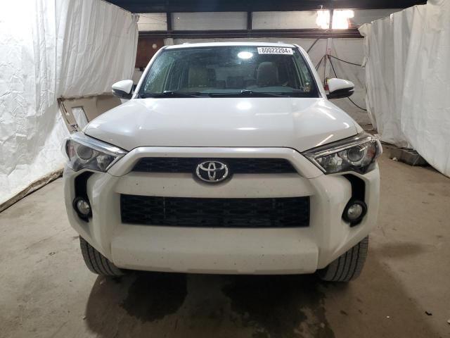Photo 5 from auction – 2015 TOYOTA 4RUNNER SR with VIN JTEBU5JR5F5271750