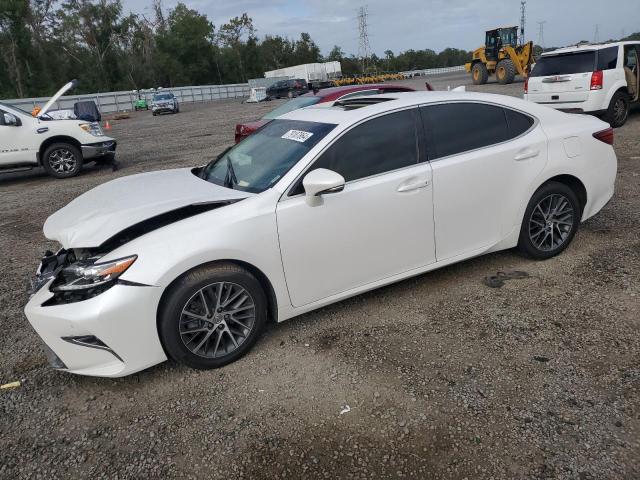 LEXUS ES 350 2017 with VIN 58ABK1GG6HU054147 - Photo from auction