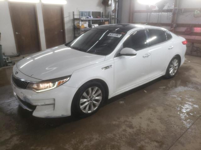 KIA OPTIMA EX 2016 with VIN 5XXGU4L3XGG012147 - Photo from auction
