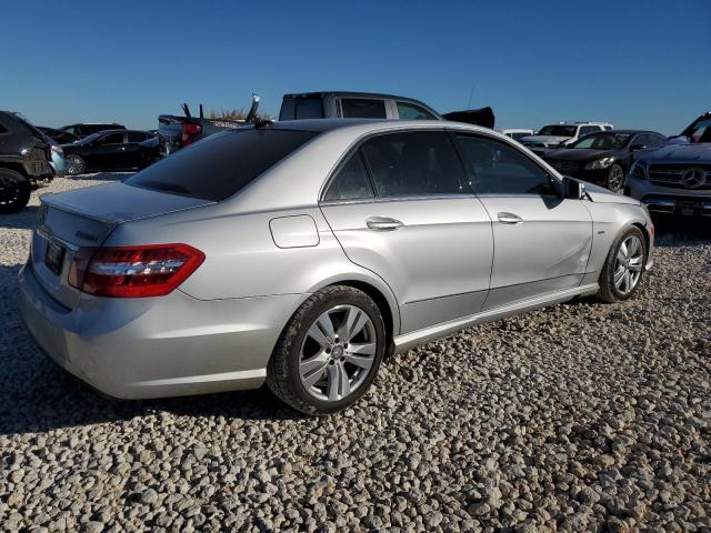 Photo 3 from auction – 2011 MERCEDES-BENZ E 350 BLUE with VIN WDDHF2EB7BA342376