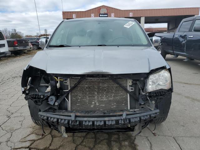 Photo 5 from auction – 2014 CHRYSLER TOWN & COU with VIN 2C4RC1CG1ER107469