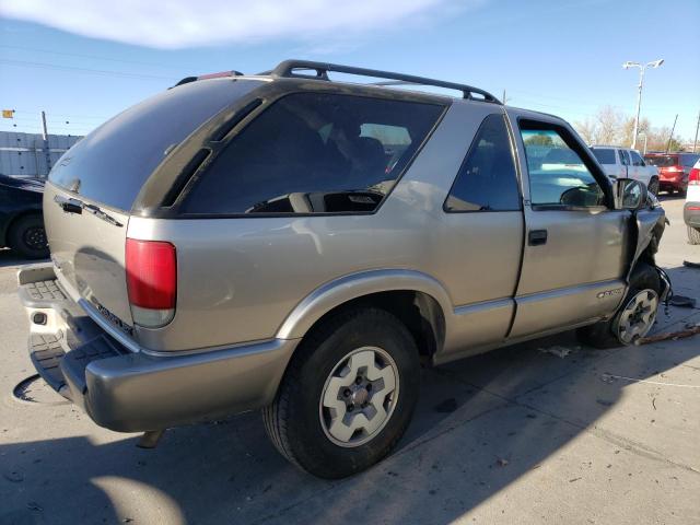 Photo 3 from auction – 2002 CHEVROLET BLAZER with VIN 1GNCT18W12K216800
