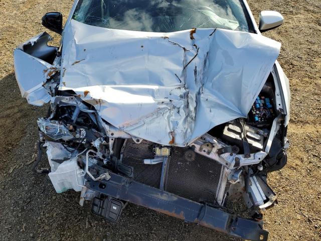 Photo 11 from auction – 2018 TOYOTA COROLLA L with VIN 2T1BURHE4JC106931