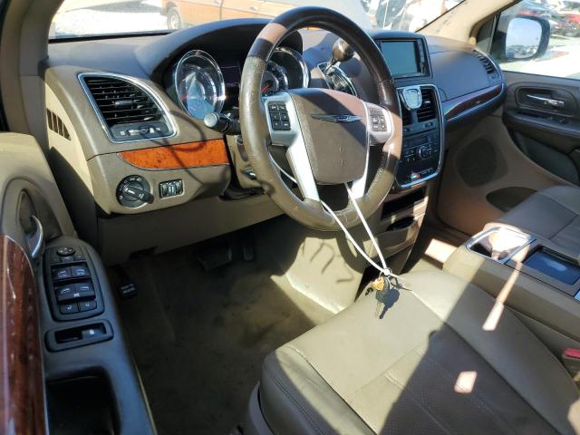 Photo 8 from auction – 2013 CHRYSLER TOWN & COU with VIN 2C4RC1CG8DR713480