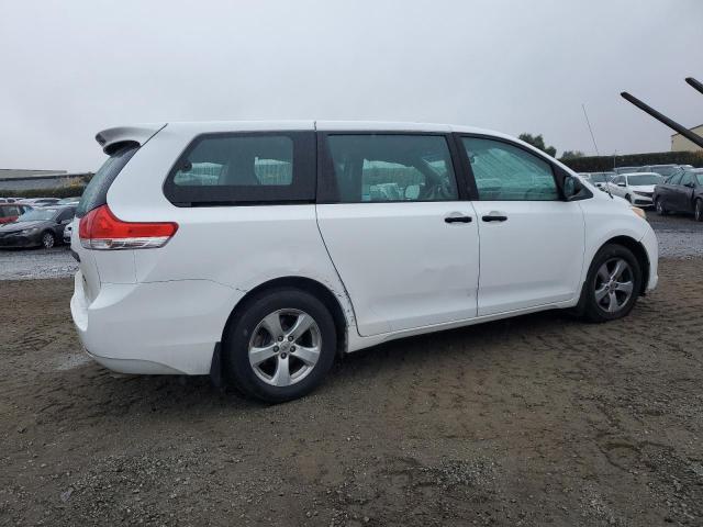 Photo 3 from auction – 2014 TOYOTA SIENNA with VIN 5TDZK3DC0ES481413