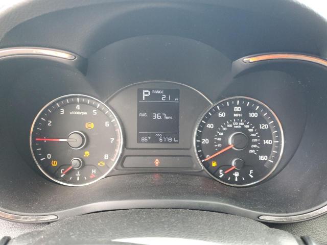 Photo 9 from auction – 2018 KIA FORTE LX with VIN 3KPFK4A77JE190055