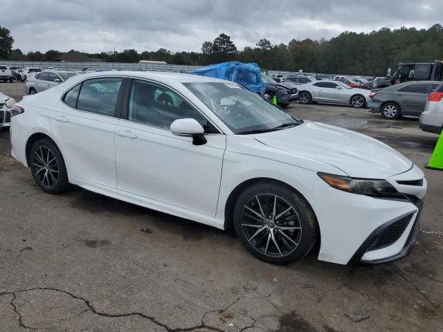 Photo 4 from auction – 2022 TOYOTA CAMRY SE with VIN 4T1G11AK2NU643639