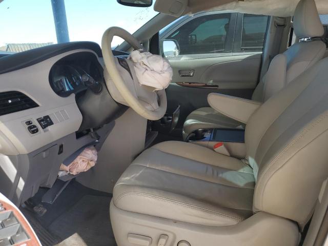 Photo 7 from auction – 2014 TOYOTA SIENNA XLE with VIN 5TDYK3DC2ES436145