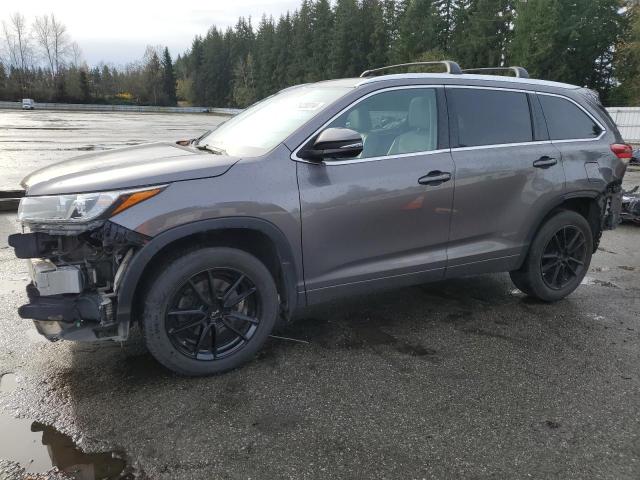 TOYOTA HIGHLANDER 2017 with VIN 5TDDZRFHXHS464947 - Photo from auction