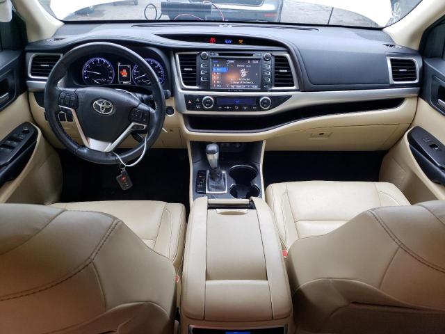 Foto 8 de la subasta – 2018 TOYOTA HIGHLANDER con VIN 5TDKZRFH8JS542364
