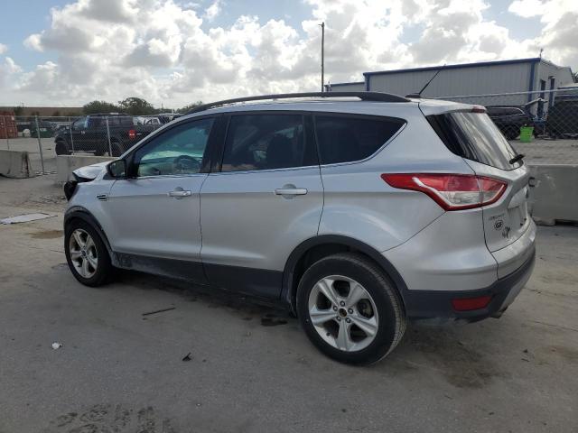 Photo 2 from auction – 2016 FORD ESCAPE SE with VIN 1FMCU9GX3GUB65399