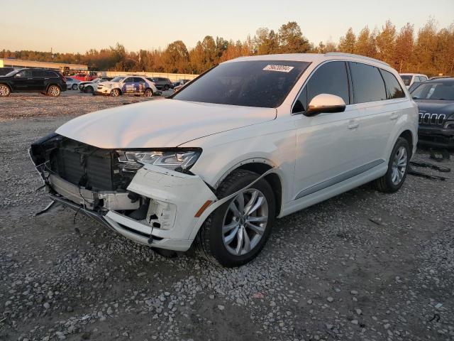 AUDI Q7 PREMIUM 2019 with VIN WA1LAAF7XKD043206 - Photo from auction