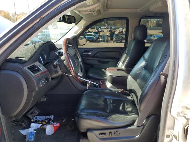 Photo 7 from auction – 2011 CADILLAC ESCALADE L with VIN 1GYS4BEF7BR133479