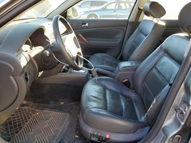 Photo 7 from auction – 2004 VOLKSWAGEN PASSAT GLX with VIN WVWTH63B24P190855