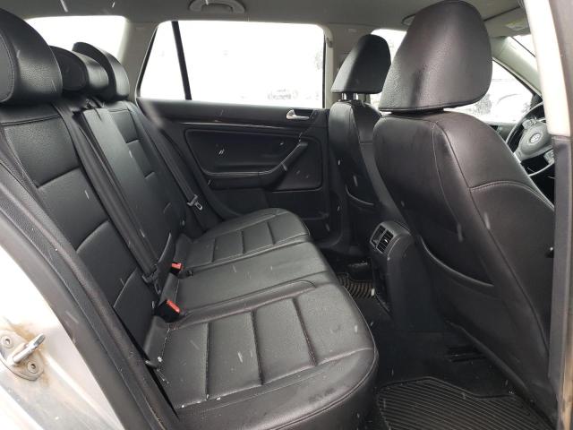Photo 10 from auction – 2011 VOLKSWAGEN JETTA TDI with VIN 3VWPL7AJ4BM606100