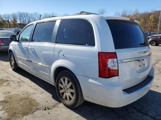 Photo 2 from auction – 2016 CHRYSLER TOWN & COU with VIN 2C4RC1BG9GR222003