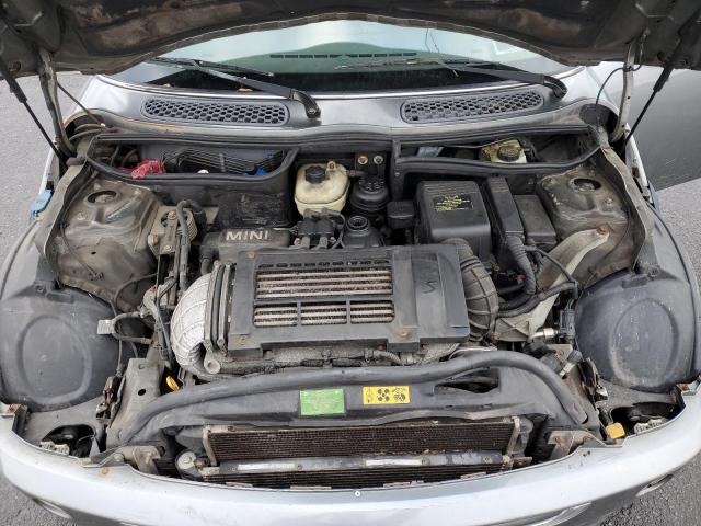Photo 11 from auction – 2003 MINI COOPER S with VIN WMWRE33403TD68819