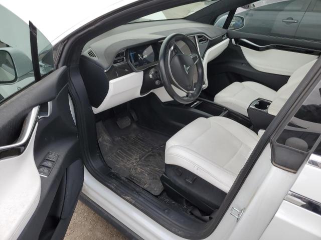 Photo 8 from auction – 2017 TESLA MODEL X with VIN 5YJXCBE27HF048961