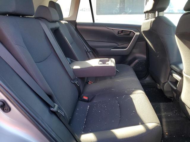 Photo 11 from auction – 2020 TOYOTA RAV4 LE with VIN 2T3F1RFV7LC108535