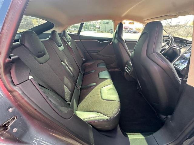Photo 6 from auction – 2013 TESLA MODEL S with VIN 5YJSA1DN8DFP27315