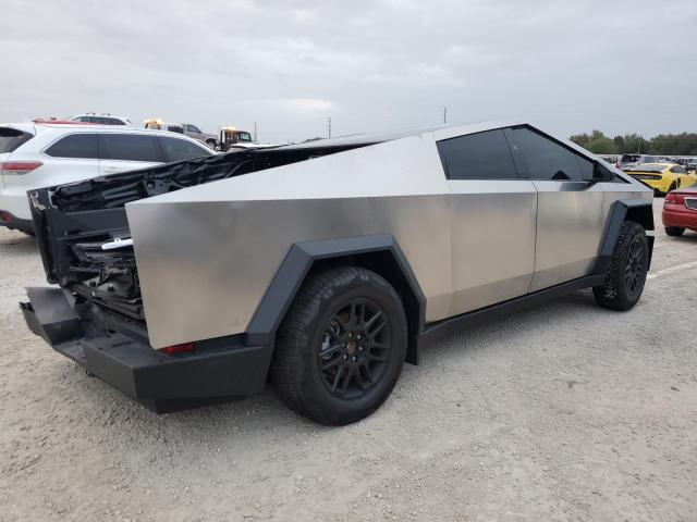 Photo 3 from auction – 2024 TESLA CYBERTRUCK with VIN 7G2CEHEE4RA032024