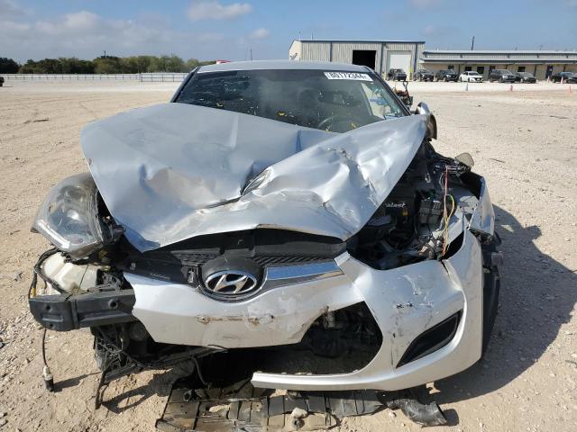 Photo 5 from auction – 2016 HYUNDAI VELOSTER with VIN KMHTC6AD0GU270336