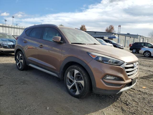 Photo 4 from auction – 2017 HYUNDAI TUCSON LIM with VIN KM8J3CA29HU379089