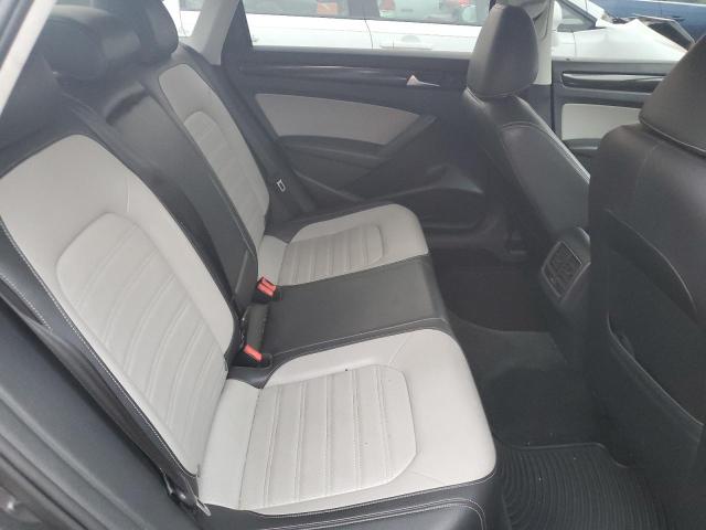 Photo 10 from auction – 2015 VOLKSWAGEN PASSAT SE with VIN 1VWBT7A36FC036748