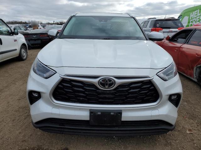 Photo 5 from auction – 2022 TOYOTA HIGHLANDER with VIN 5TDHZRBH2NS170901