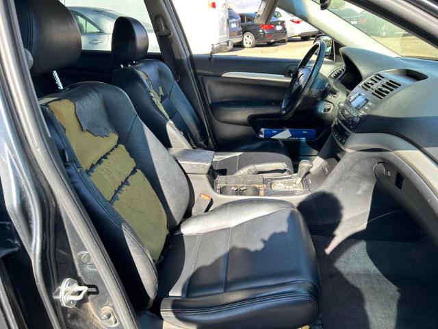 Photo 5 from auction – 2005 ACURA TSX with VIN JH4CL96855C028662