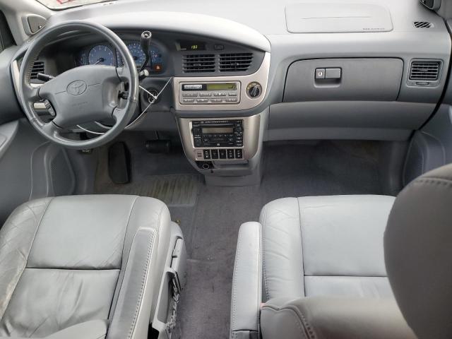 Photo 8 from auction – 2002 TOYOTA SIENNA LE with VIN 4T3ZF13C62U502916