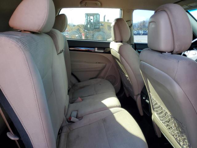 Photo 11 from auction – 2015 KIA SORENTO LX with VIN 5XYKTDA75FG605833