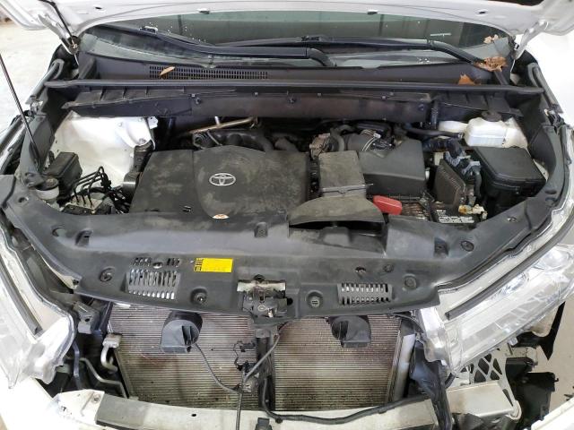 Photo 12 from auction – 2019 TOYOTA HIGHLANDER with VIN 5TDBZRFH7KS970282