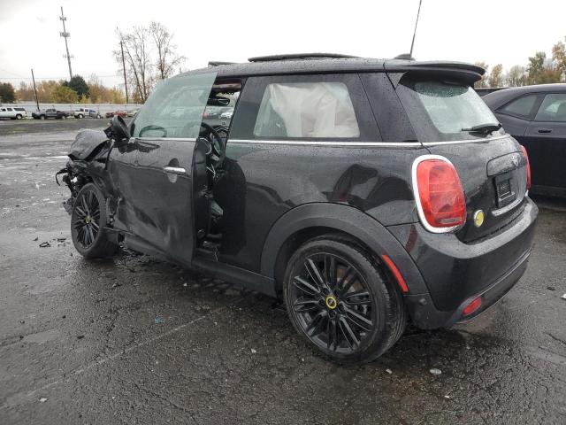 Photo 2 from auction – 2024 MINI COOPER SE with VIN WMW13DJ07R2V84980