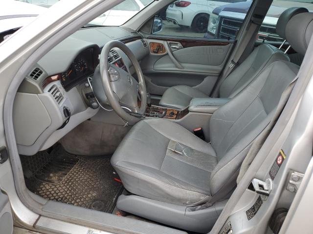 Photo 7 from auction – 2000 MERCEDES-BENZ E 320 with VIN WDBJF65J4YB153504