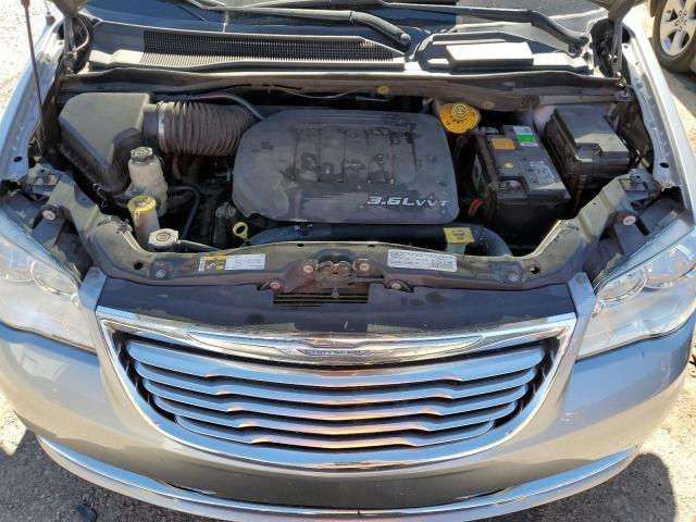Photo 11 from auction – 2015 CHRYSLER TOWN & COU with VIN 2C4RC1CG5FR601609