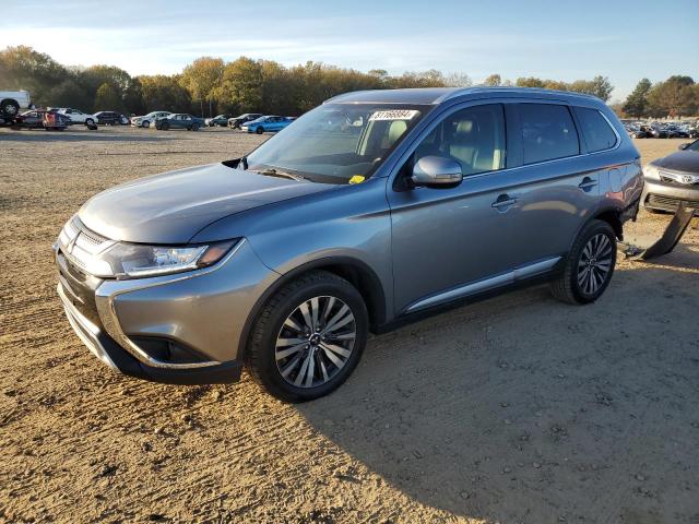 MITSUBISHI OUTLANDER 2019 with VIN JA4AD3A38KZ039737 - Photo from auction